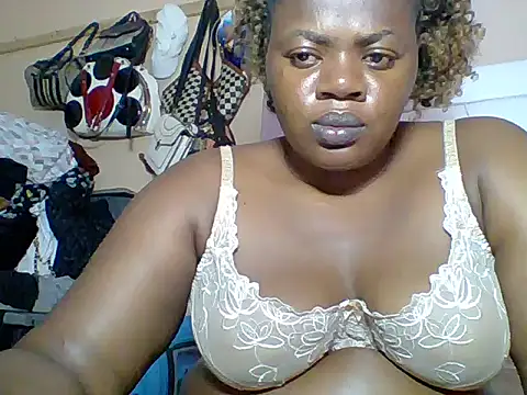 SEXYBANCY live cam on StripChat