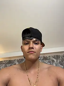 DilanMiller_ live cam on StripChat