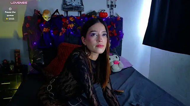 Venus_Noirr webcam