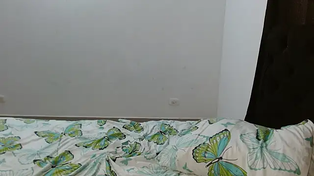 CatalinaDiamond live cam on StripChat