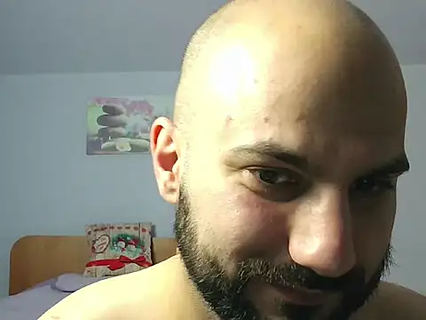LorenzoCapone69 live cam on StripChat