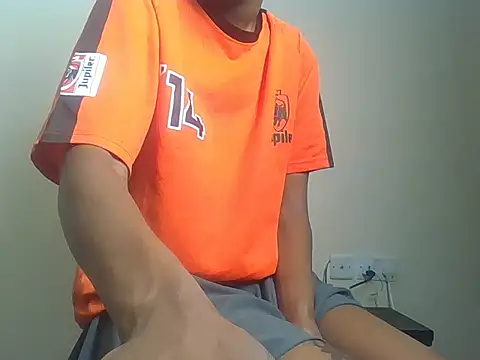 beb_cele live cam on StripChat