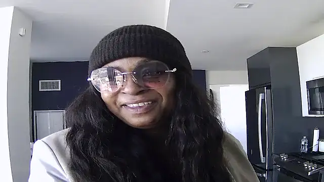 MSweetLindaParks webcam