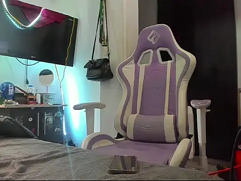 Latins_Boss webcam
