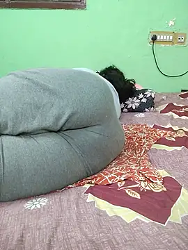 Tamil-mayasri live cam on StripChat