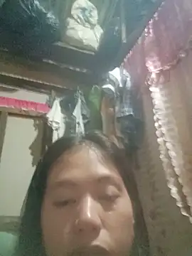 mommyyeng26 live cam on StripChat