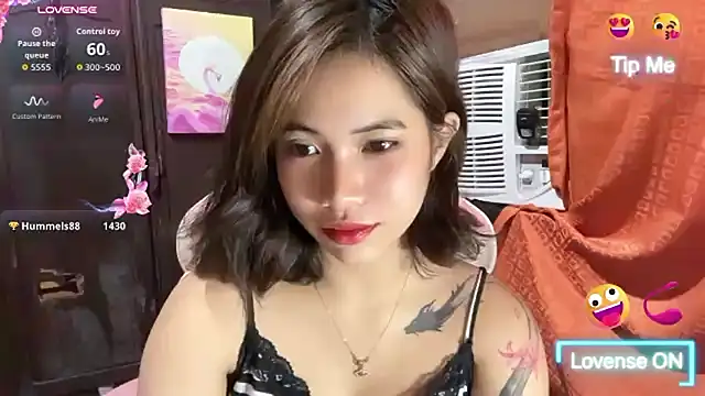 spoiled_me_daddy (F young) - hi guys make me wet and cum with me