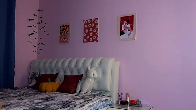 colette_pretty (F teen) - naked booty in doggy