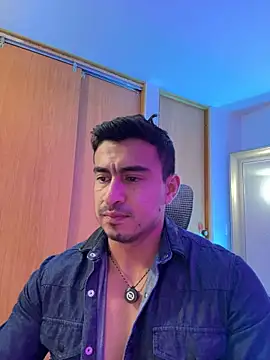 Chris_Clarck live cam on StripChat