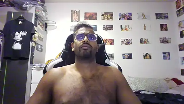 xXxChrisKissxXx live cam on StripChat