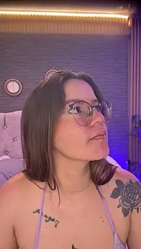 SamyandAlly live cam on StripChat