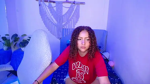 Velvet_Dream_ live cam on StripChat