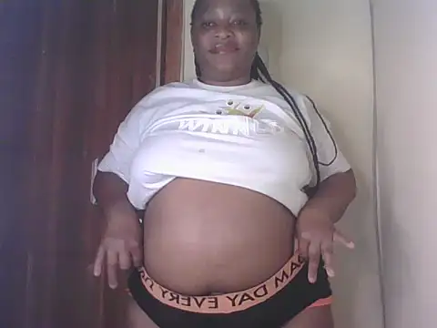 Aminatta_1 live cam on StripChat
