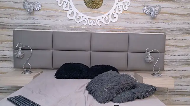 Turjan_Sultan live cam on StripChat