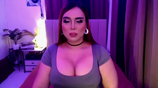 xxbigCOCKmollyxx live cam on StripChat