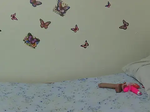 Spicy_mommah live cam on StripChat