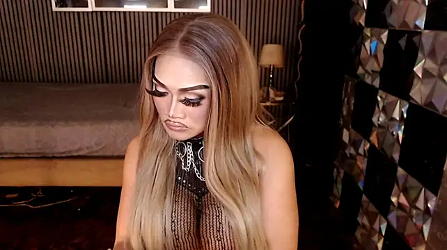 PrettyHorseCockTrans