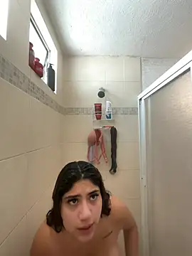 monica17 (F young) - Plug anal 🍆🍑🔥🔥