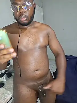 PollutedBob live cam on StripChat
