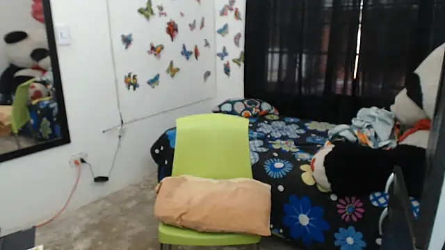 Olgahunder live cam on StripChat