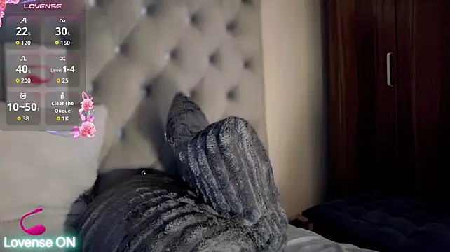 Kendra_Hermosa live cam on StripChat