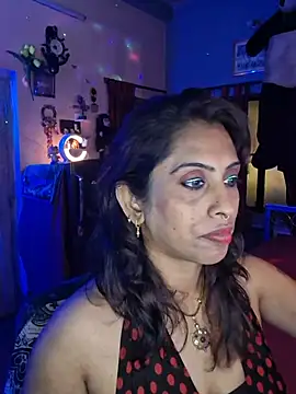 Poisonou5 live cam on StripChat
