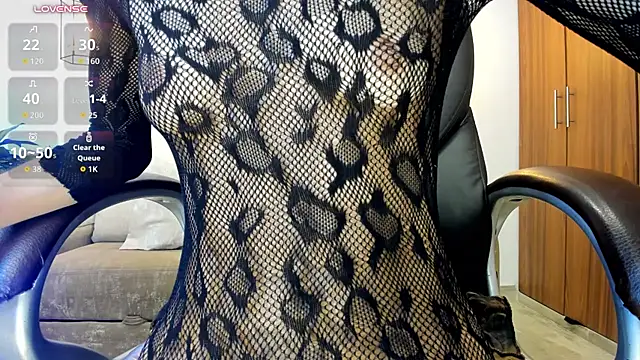 Shary_leon live cam on StripChat