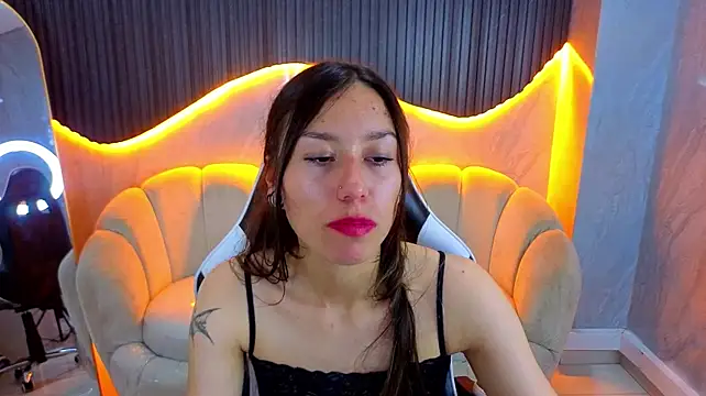 IvyDesire_Tx live cam on StripChat