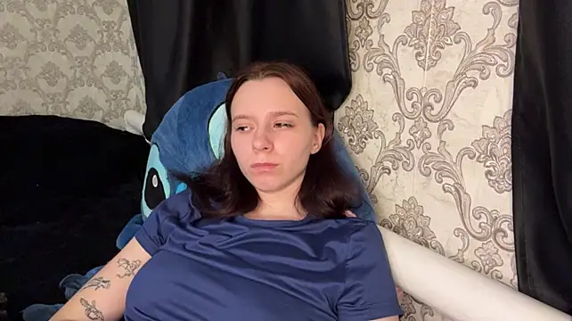 TaynaHauptly live cam on StripChat