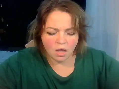 cute__cherry live cam on StripChat
