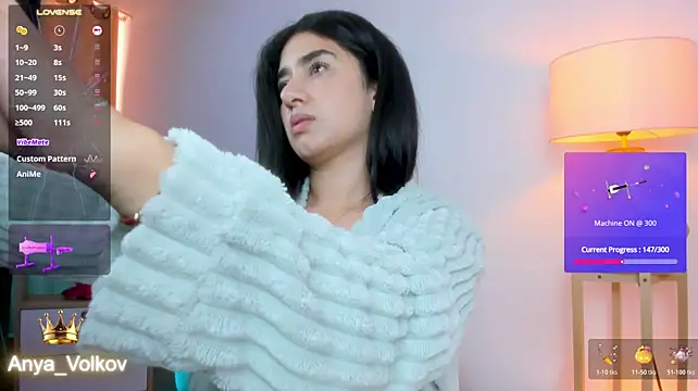 Anya_Volkov live cam on StripChat