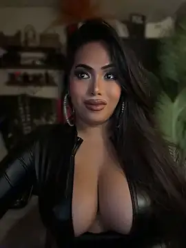 XGoodnessGracious live cam on StripChat