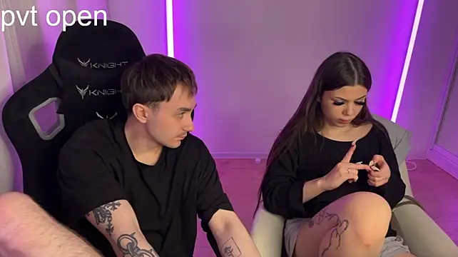 xgvgggx live cam on StripChat