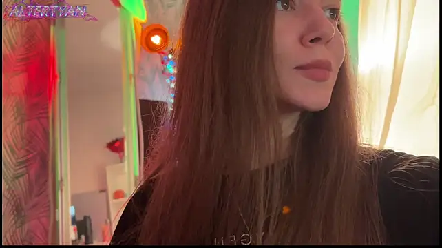 altertyann live cam on StripChat