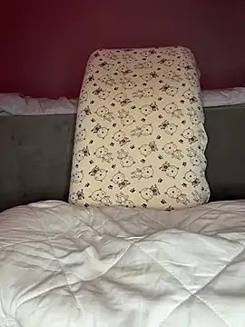 AvaGlowy