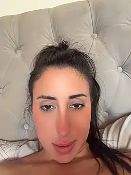 MiaFoxie_