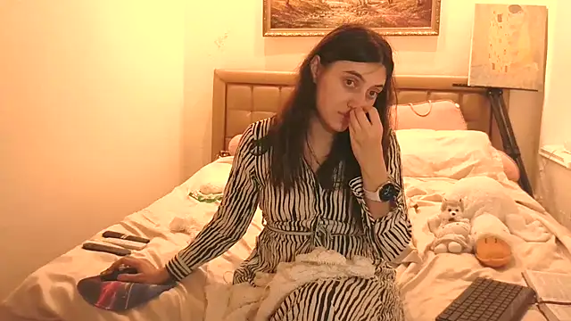 Iren live cam on StripChat