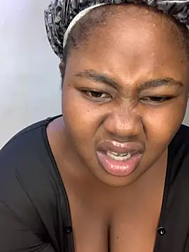TThickblackpussy1 live cam on StripChat