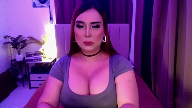 xxbigCOCKmollyxx live cam on StripChat