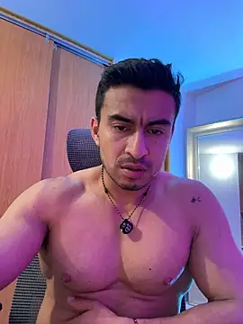 chris_clarck (M young) - Take off my shirt🥵😏🔥