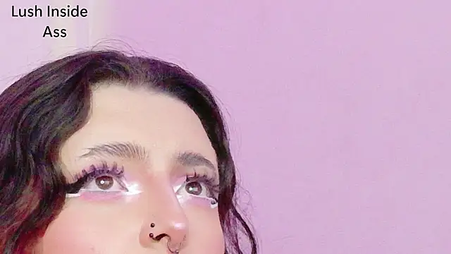 Sachi_Meow live cam on StripChat