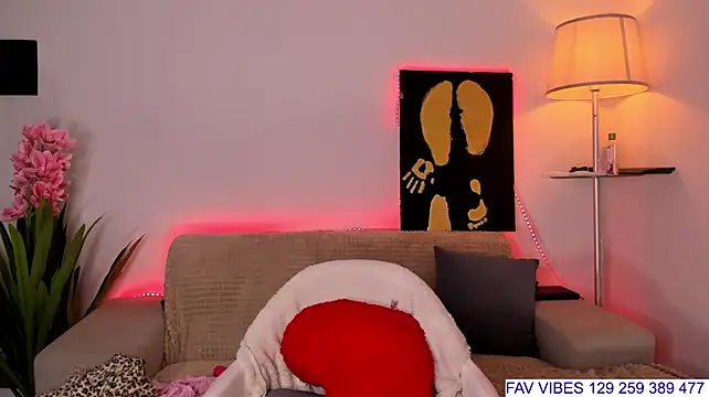 HoneyBunnyy_ captura de la sala en vivo en Stripchat