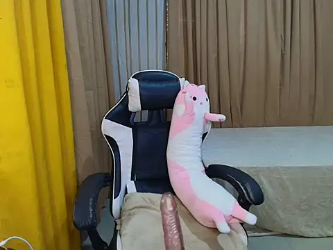 ur_sweetalthea_ webcam