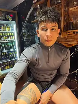 _Tomy08calderon's Colombian male cam and chat room
