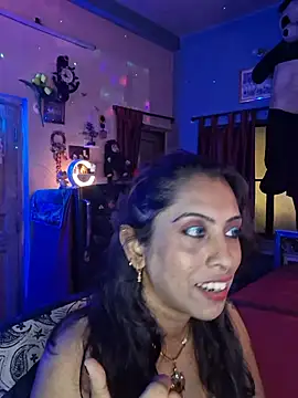 Poisonou5 live cam on StripChat