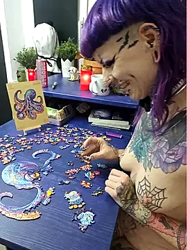 Purple_Coffin666 live cam on StripChat