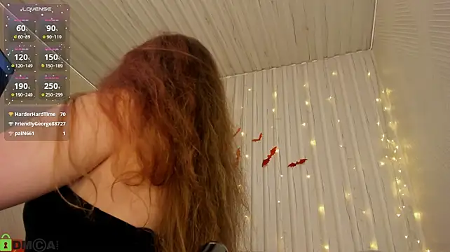 soft_as_a_flower live cam on StripChat