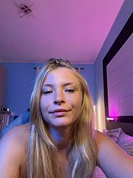 anastasiaaniess (F young) - :heart: just because we love you Annie