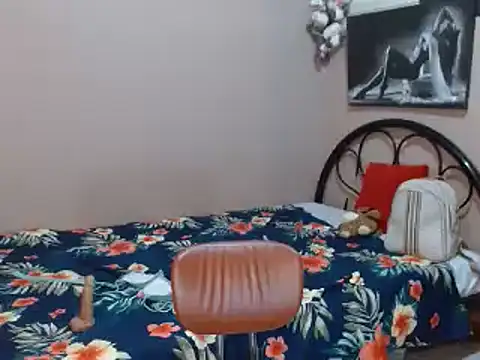 CumEaterLima live cam on StripChat