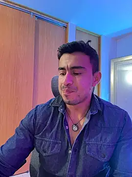 Chris_Clarck live cam on StripChat
